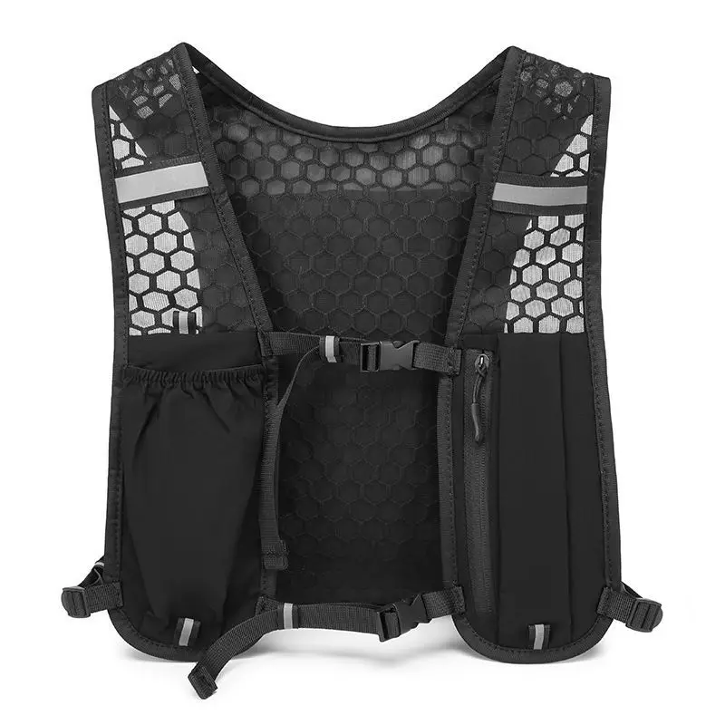 سترة جري خفيفة الوزن عاكسة للض - مراجعة Running Gear Cool وسعره